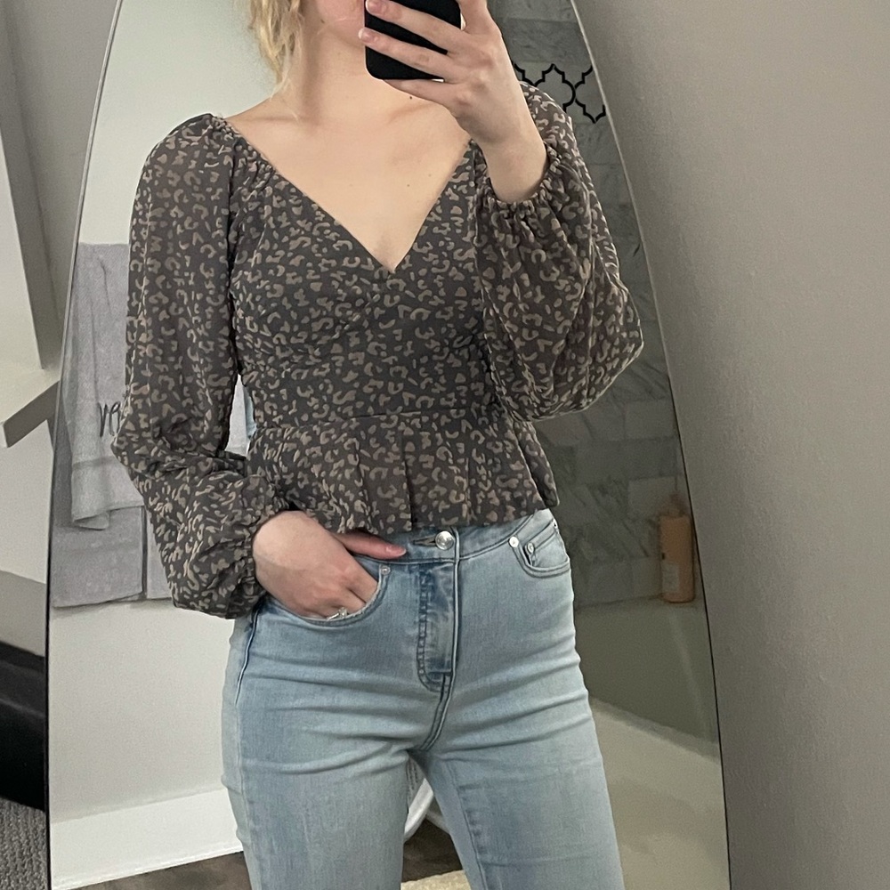 Millibon animal print cropped blouse